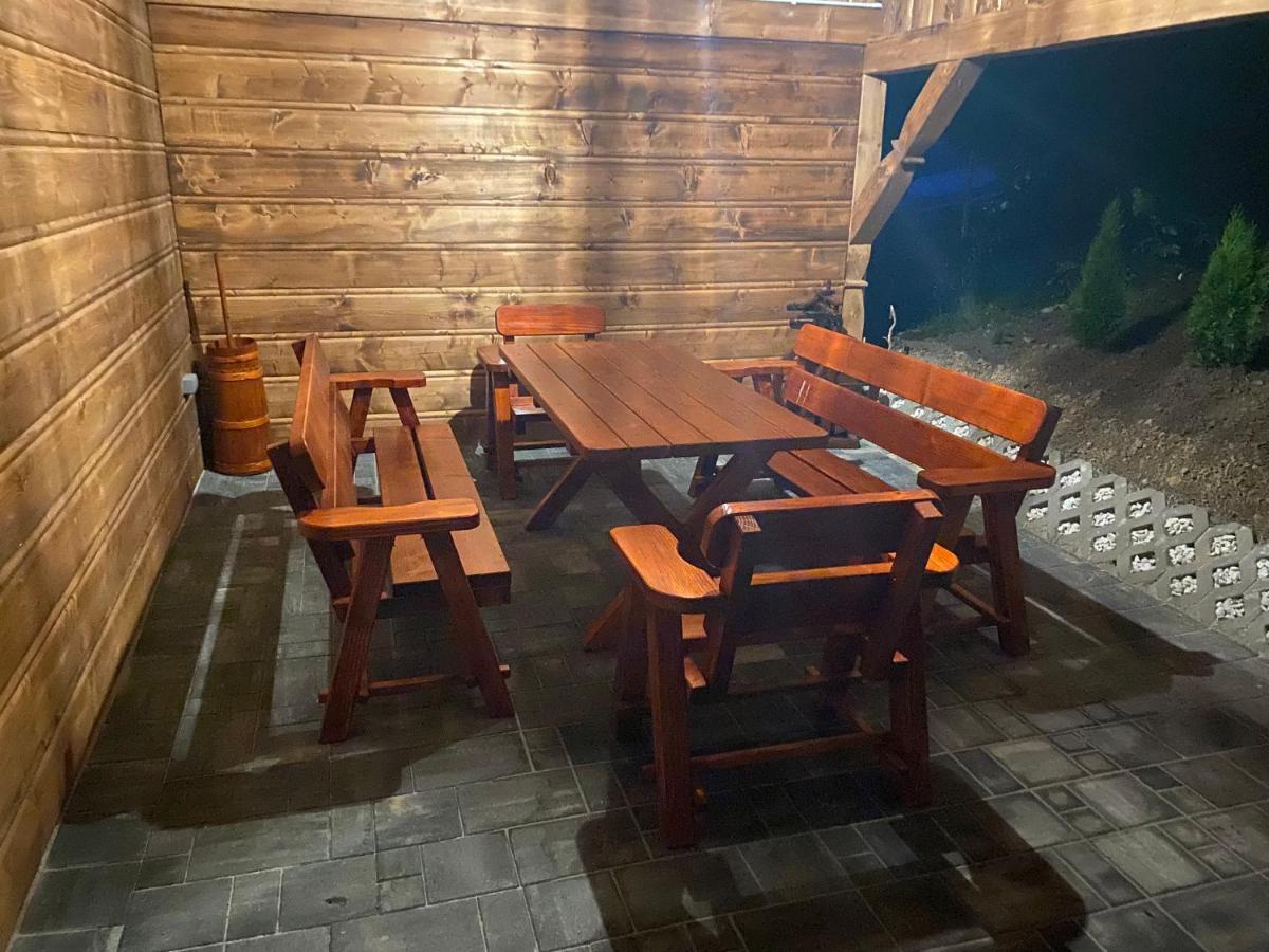 Domek Caloroczny "U Haliny" Mutne Exteriör bild